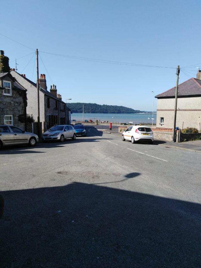 Room Only Guest Accommodation, Guest House Self Catering Bangor  Bagian luar foto